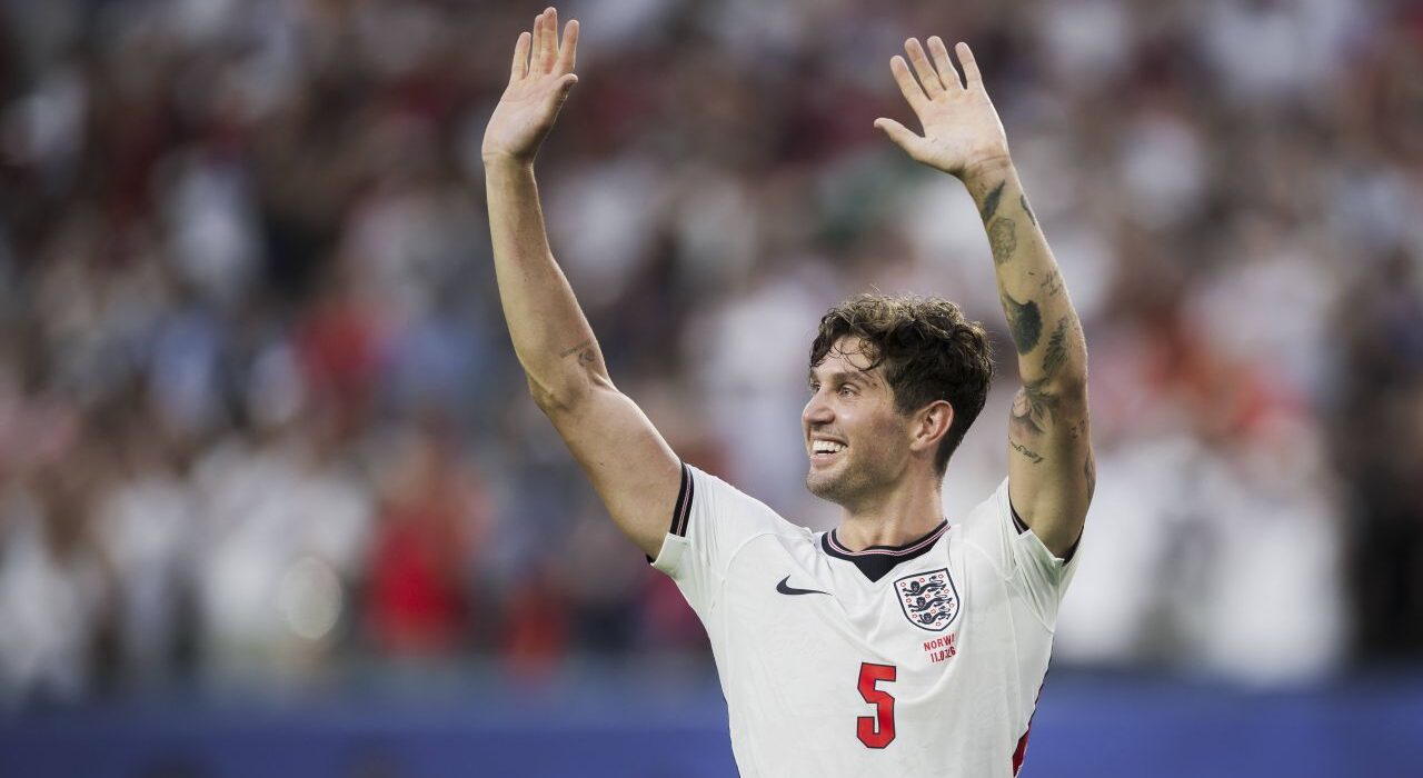 John Stones semnează! Fundașul plecat de la Manchester City rămâne la cel mai înalt nivel. Premier League, exclusiv pe VOYO
